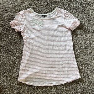 NWOT RW&CO. Pink and White Short Sleeve Tee